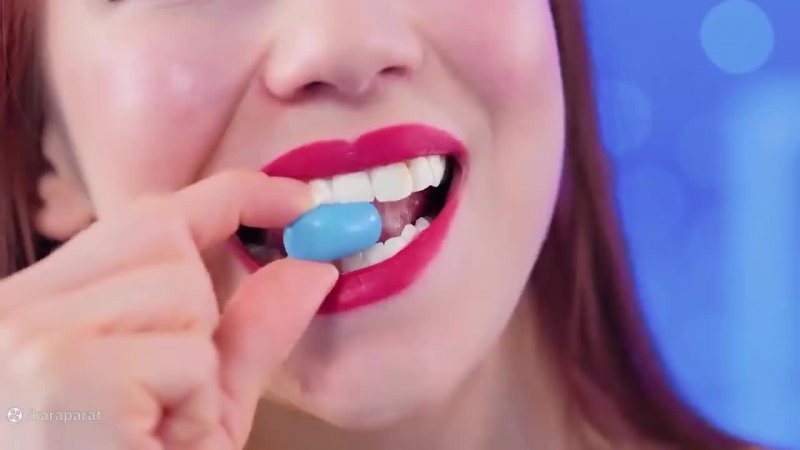چالش غذا خوری جدید - چالش غذایی آبی - خوردن تنها یک غذای یک رنگ به مدت 24 ساعت